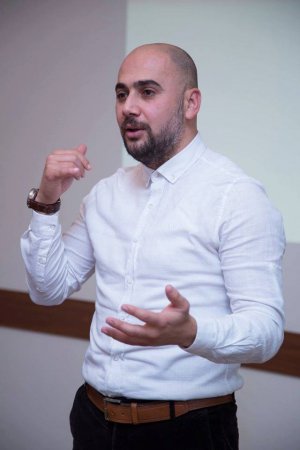 Qadınların cəmiyyətdə rolu