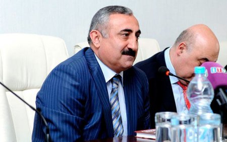Millimizin baş məşqçisi istefaya göndərildi