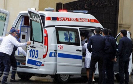 Gədəbəydə sərnişin avtobusu qəzaya uğrayıb