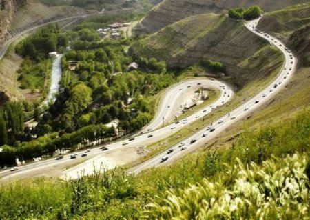 Xəzərin sahilində dünyanın ən gözəl yolu