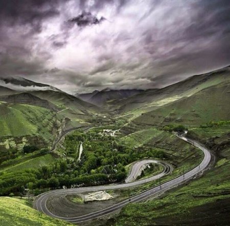 Xəzərin sahilində dünyanın ən gözəl yolu