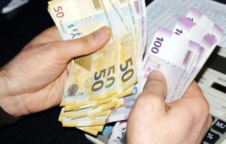 Elman Rüstəmov: Doqquz il əvvəl başlayan böhranı yalnız bu il hiss etdik