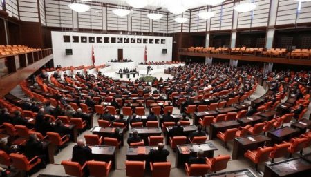 Türkiyədə konstitusiyanı dəyişmək üçün keçiriləcək referendumun tarixi açıqlandı