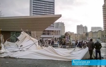 Külək Bakıda bayram çadırını uçurtdu