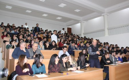 Gəncləri zərərli vərdişlərdən necə uzaqlaşdırmaq mövzusunda tədbir keçirilib