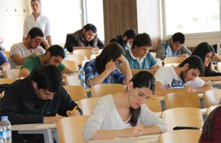 Orta məktəblərdə buraxılış imtahanlarında iştirak ödənişli olacaq?