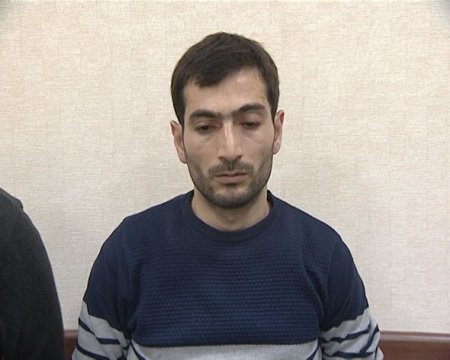 DİN qanunsuz dollar satanlara qarşı “müharibə” elan etdi