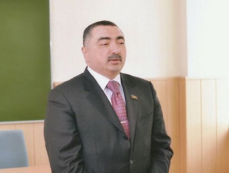 Millət vəkili: Televiziyaları açırsan, görürsən ki, kim kimi sevir, kimləsə evlənmək istəyir