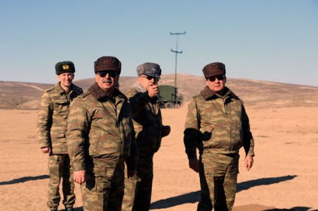 “İldırım” zenit-raket komplekslərindən döyüş atışları yerinə yetirilib