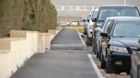 Sökülən “Araz” hotelinin yerində yeni yol salınır