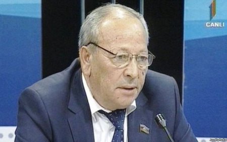 Astan Şahverdiyevlə bağlı növbəti qalmaqal