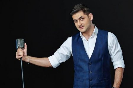 Azərbaycanlı müğənni avtomobilini aşırdı