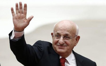 Türkiyə parlamentinin sədri əməliyyat olundu