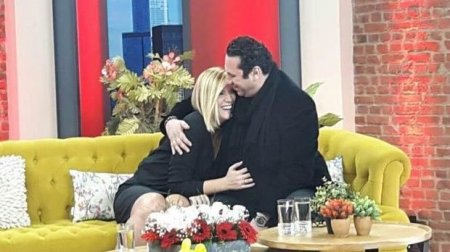 Azərbaycan telekanalının rəhbərindən efirdə evlilik təklifi