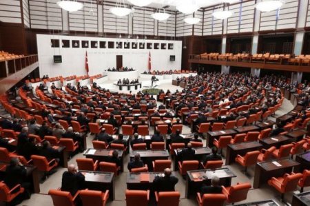 Türkiyədə fövqəladə vəziyyət rejimi uzadılıb