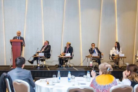 “PwC Azərbaycan” Vergi Məcəlləsinə edilmiş son dəyişikliklər mövzusunda seminar keçirdi