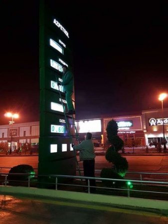 Azərbaycanda benzinin qiyməti artdı