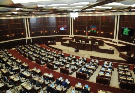 Deputatların etik davranış qaydaları hazırlanır