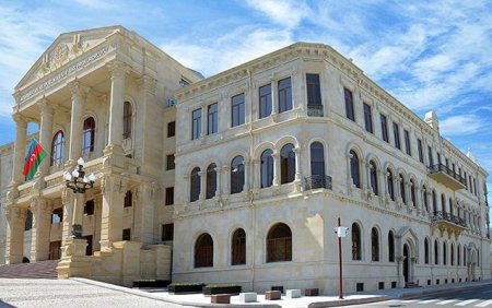 Bakı prokurorluq orqanlarının 17 əməkdaşı məsuliyyətə cəlb olundu