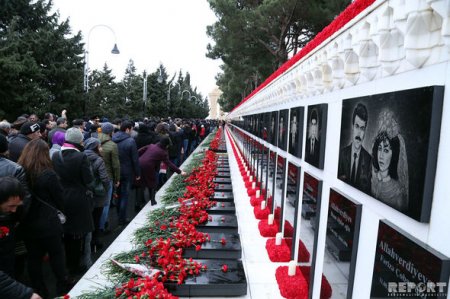 Azərbaycan xalqı 20 yanvar şəhidlərinin xatirəsini yad edir