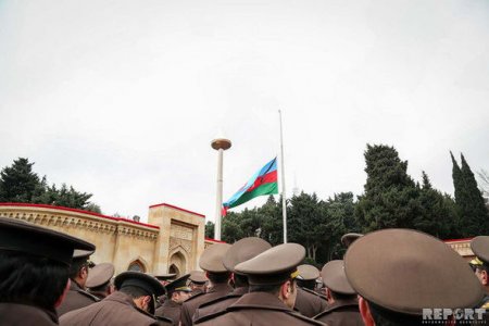 Azərbaycan xalqı 20 yanvar şəhidlərinin xatirəsini yad edir