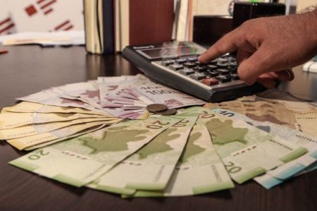Azərbaycanda minimum aylıq əməkhaqqı artırılıb