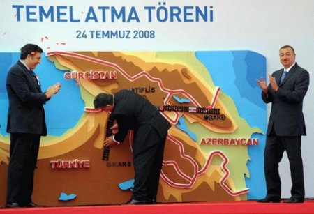 Ermənistan Bakı-Tiflis-Qars layihəsinə qoşulmaq üçün danışıqlar aparır...