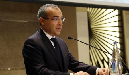 Mikayıl Cabbarov “Qafqaz” Universiteti ilə bağlı əmr verdi