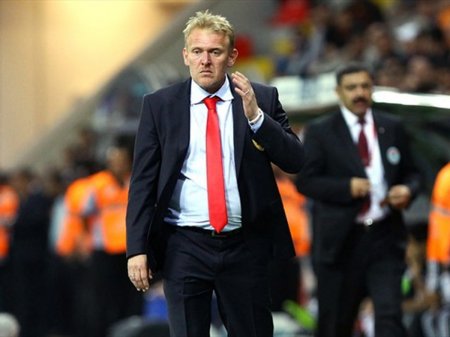 Robert Prosineçki: “Azərbaycan millisi ilə müqaviləm var”