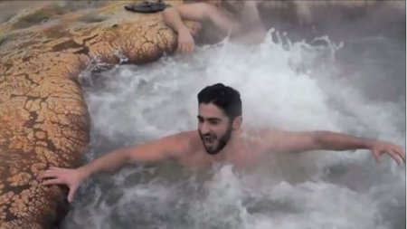 Ermənilər Kəlbəcərdə belə əylənir