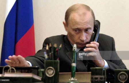 Trampla Putin nə barədə danışıblar?