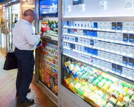 Siqaretlərin vitrinlərdə görünməsi qadağan oluna bilər