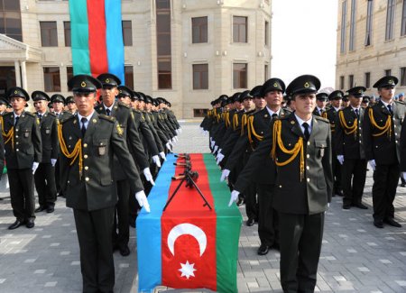 Daxili Qoşunların Ali Hərbi Məktəbinə tələbə qəbulu başlanılır