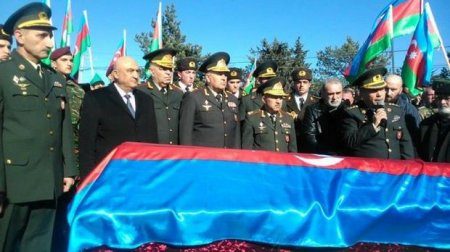 Şəhidimizn atası: Qoy bu bayraq Qarabağda dalğalansın