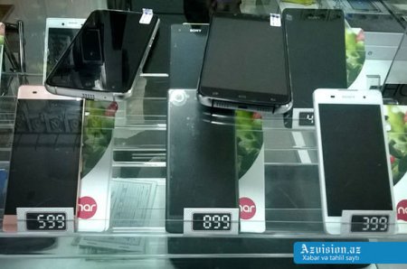 Bakıda bəzi mobil telefonların qiyməti ucuzlaşıb