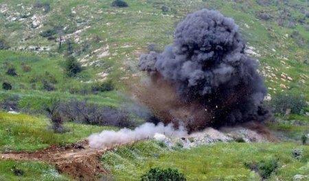 Azərbaycan ordusu düşmənin əsgərlə dolu nəqliyyat vasitəsini məhv etdi