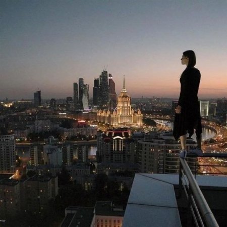 Dünyanın ən riskli şəkillərini çəkdirən gənc