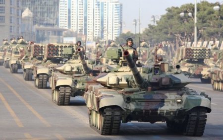 Azərbaycanın Ermənistandan 20 dəfə çox silah aldığı açıqlandı