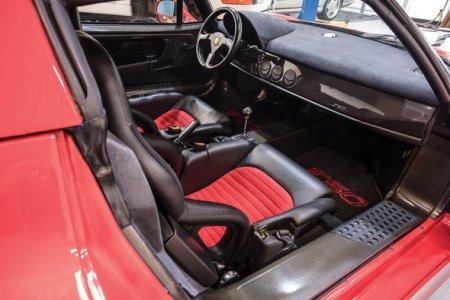Mayk Taysonun “Ferrari”si satılır