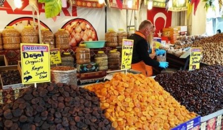 Bayram gəlməmiş bahalaşma başladı