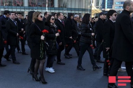 İlham Əliyev “Xocalı yürüşü”ndə iştirak edir