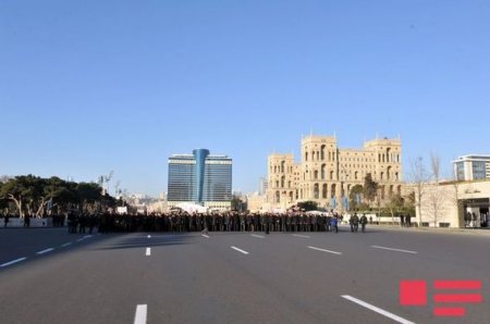 İlham Əliyev “Xocalı yürüşü”ndə iştirak edir