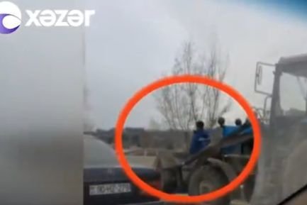 Bakıda traktor yol hərəkəti qaydalarını kobud şəkildə pozdu