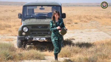 Azərbaycanın ilk sərhədçi pilot qadını