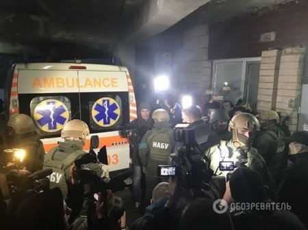 Azərbaycanlı nazir xərəklə məhkəməyə aparıldı