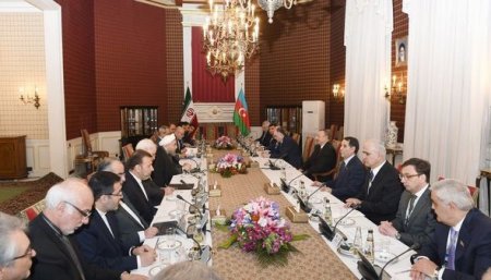 Azərbaycan və İran prezidentləri mətbuata bəyanatlarla çıxış ediblər