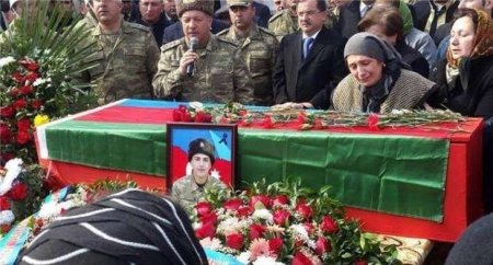 Şəhidimizin cibindən çıxan şeir hamını duyğulandırdı