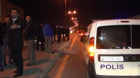 Maşın 23 yaşlı oğlanı vurub öldürdü