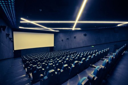 Kinosevərlər Bakıda ulduzlarla birgə film seyr edə biləcəklər