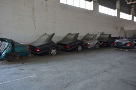 Bu avtomobilləri doğrayıb Azərbaycana gətirdilər